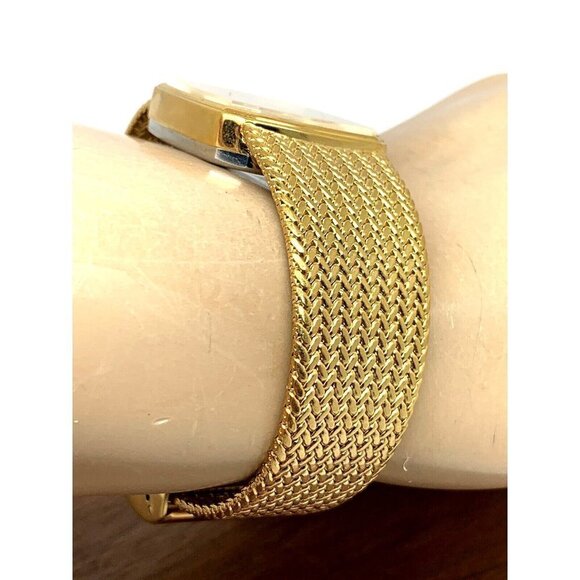 Gruen Unisex Watch 2 Star Quartz Gold Dial Rectangular Mesh Stainless St… - Picture 10 of 12